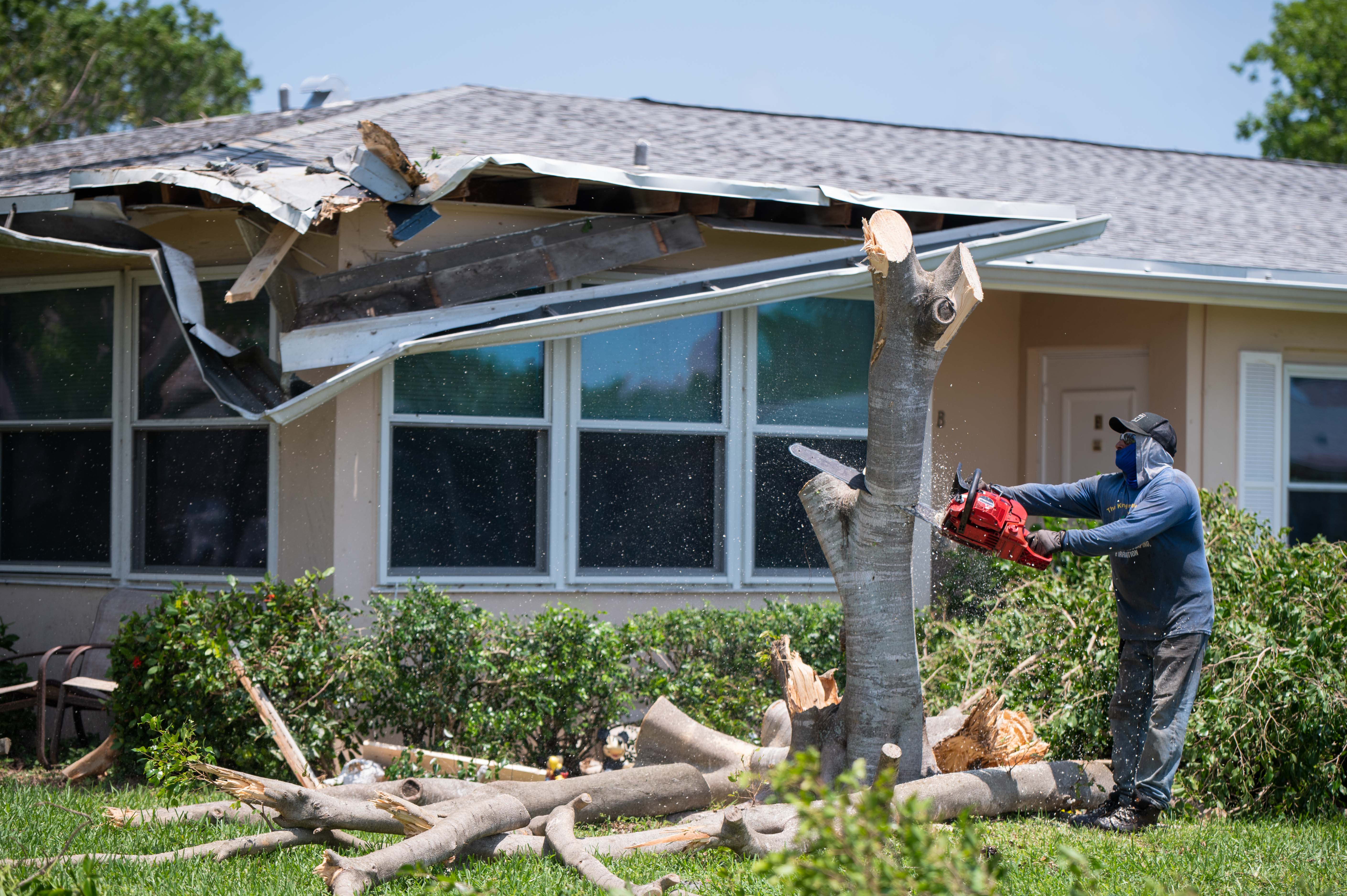 Weather Tornado In Boynton Beach In Palm Beach County Florida   90a3cc48 Ee90 4315 A18c 83f19ff0e0c5 042923 BB Tornado 10.JPG