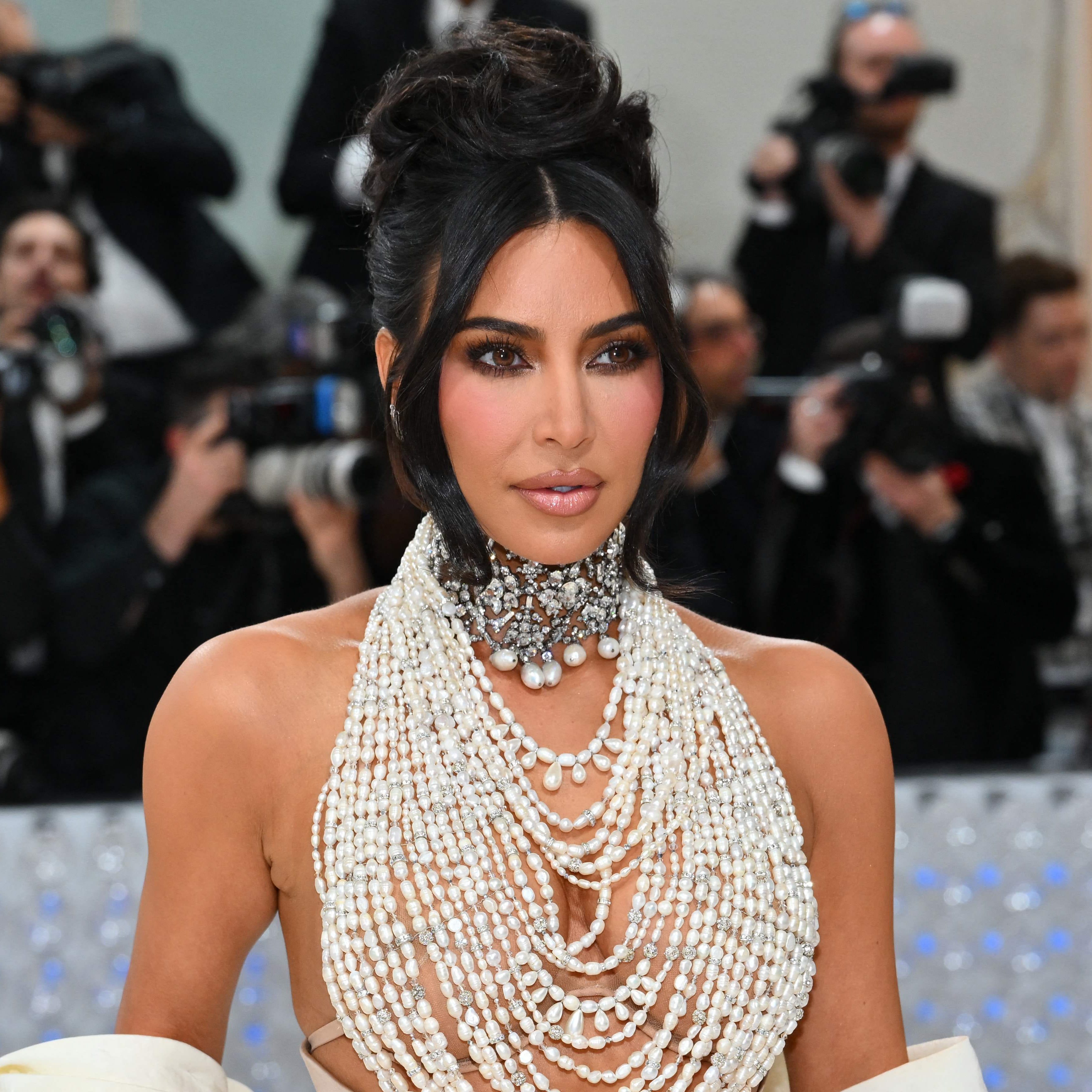 TOPSHOT - US socialite Kim Kardashian arrives for the 2023 Met Gala at the Metropolitan Museum of Art on May 1, 2023, in New York. - The Gala raises money for the Metropolitan Museum of Art's Costume Institute. The Gala's 2023 theme is "Karl Lagerfeld: A Line of Beauty." (Photo by ANGELA WEISS / AFP) (Photo by ANGELA WEISS/AFP via Getty Images) ORIG FILE ID: AFP_33E96BJ.jpg