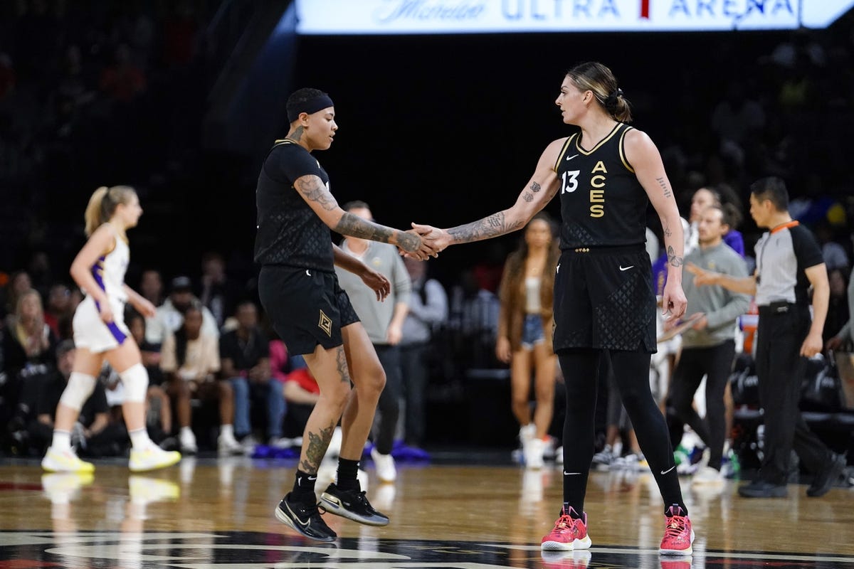 LA Sparks Weekly  Los Angeles Sparks vs Atlanta Dream @ Crypto.com Arena 