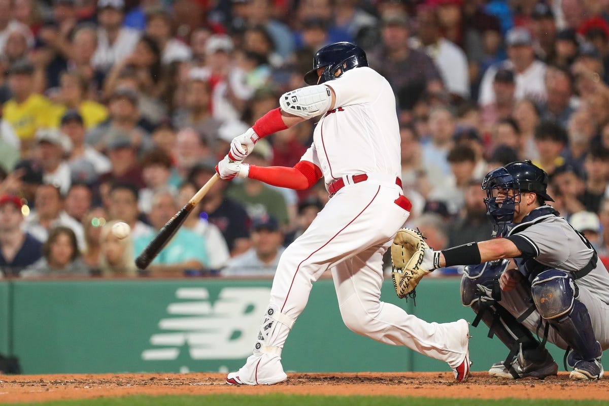 MLB Picks Saturday  Red Sox vs Yankees Predictions & Odds (August 19)