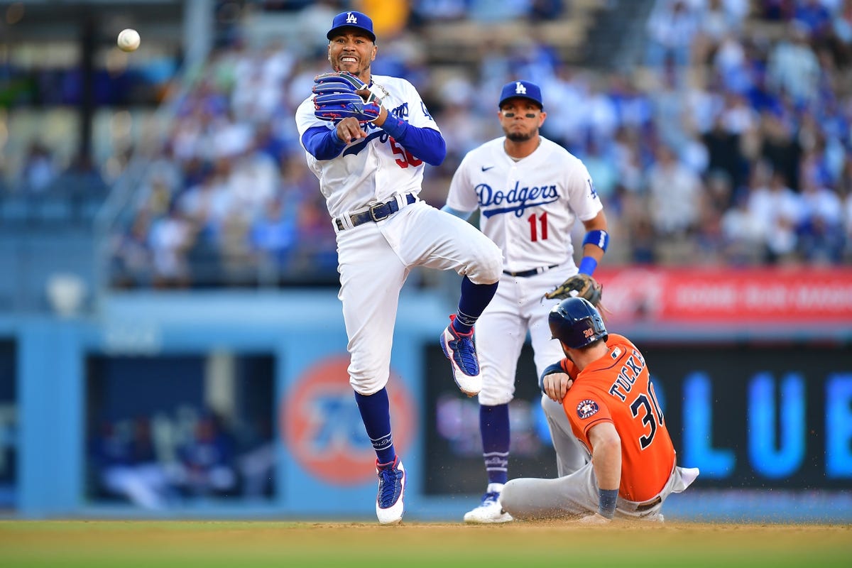 Houston Astros vs Los Angeles Dodgers 7/28/20: Starting Lineups, Betting  Odds (Matchup Preview)