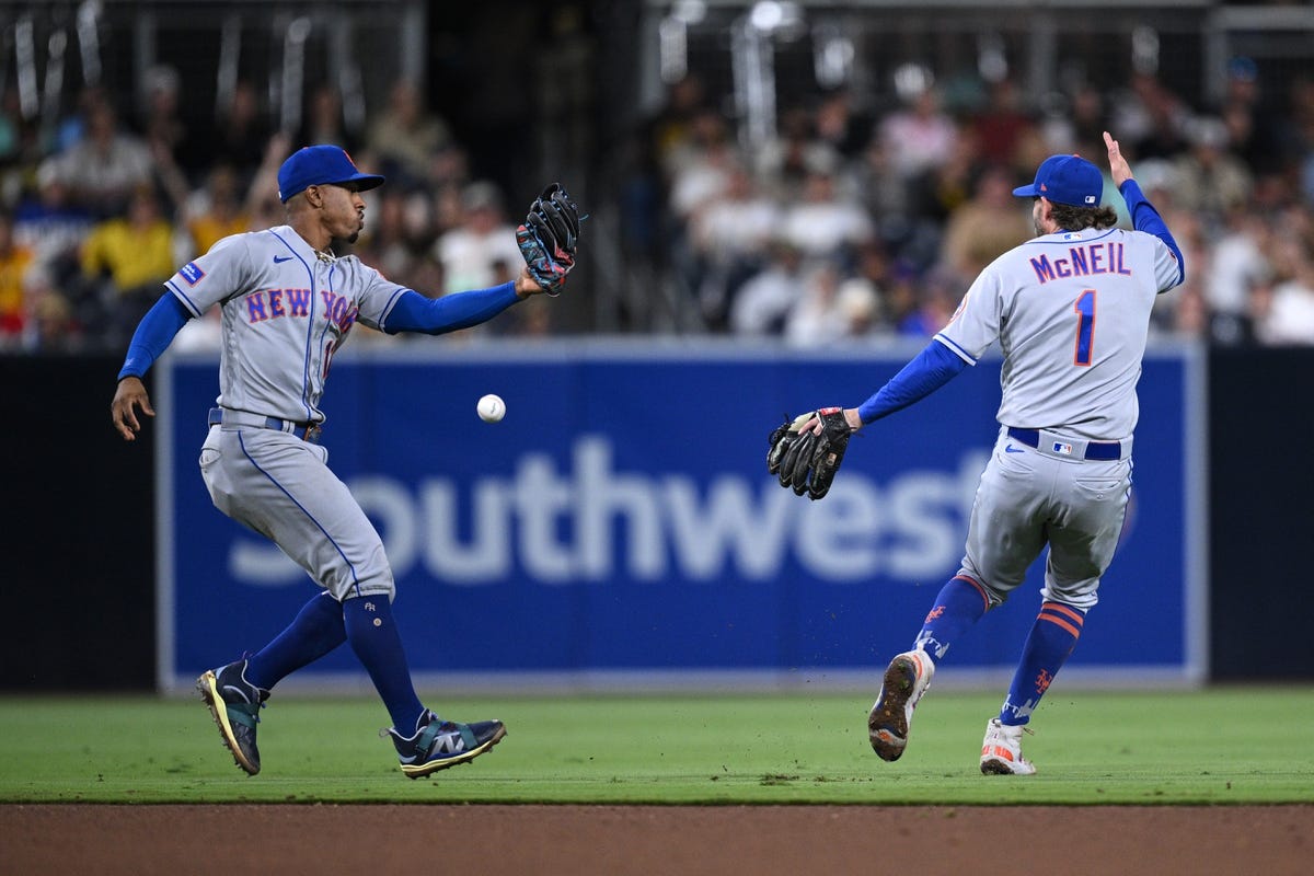 Mets vs. Padres prediction: Picks, odds, favorite to win series in